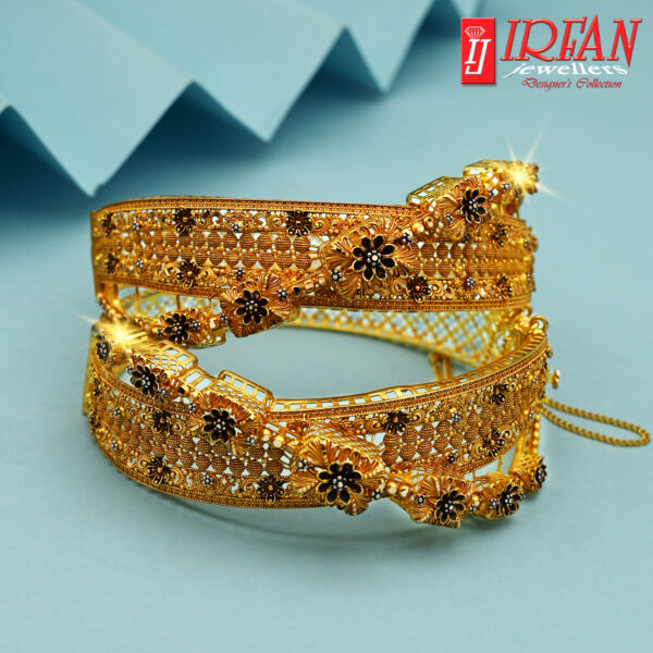 Gold Bangle Design